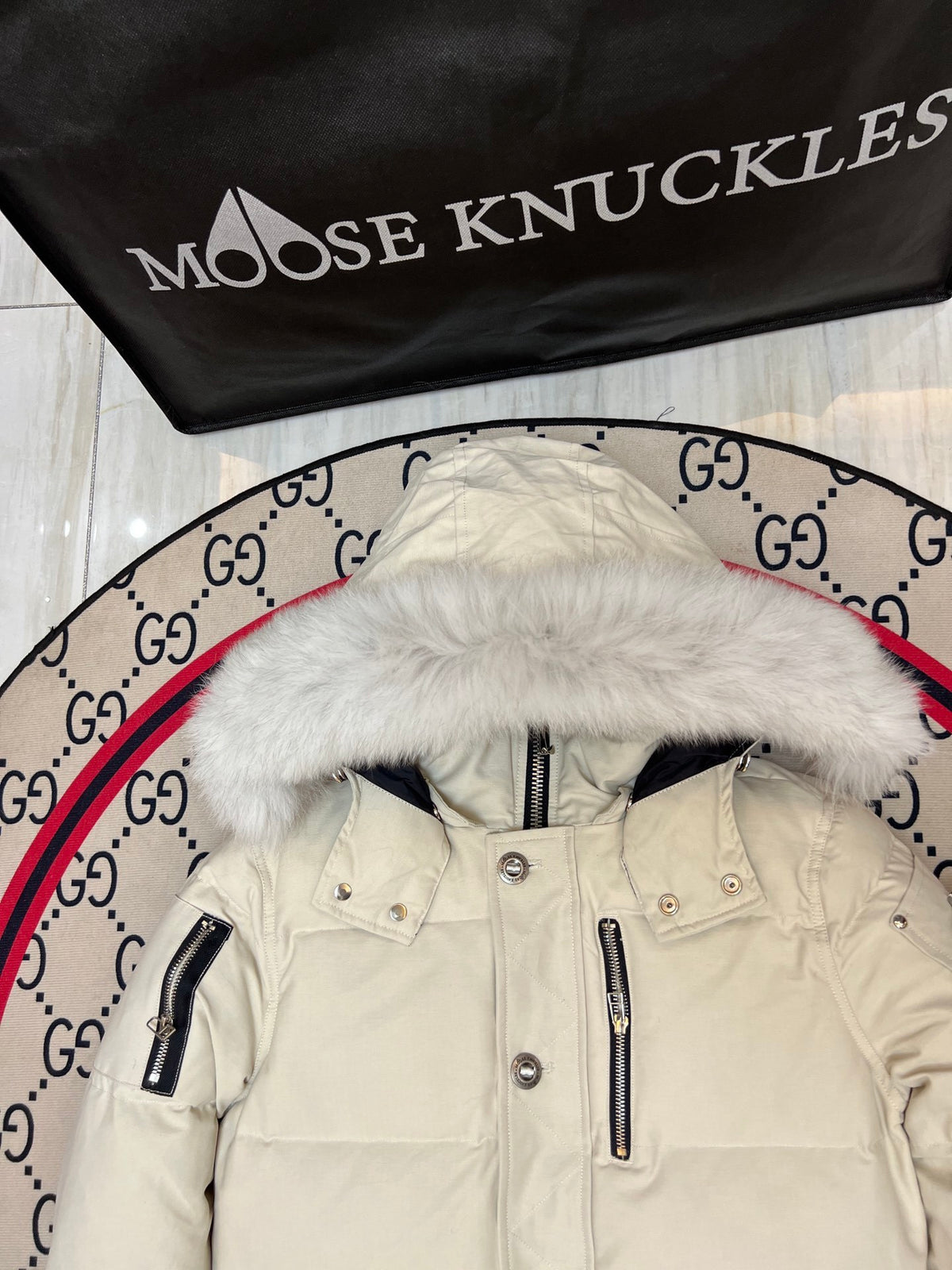 Moose Knuckles Ivory White Plush-Trim Hooded Quilted Parka