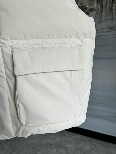 MLB Boston Red Sox Ivory White Logo Puffer Vest