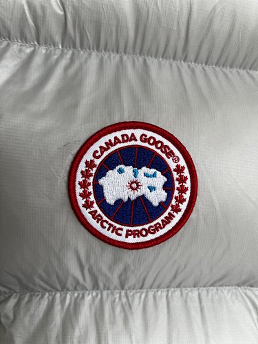 Canada Goose White Glossy Quilted Puffer Vest