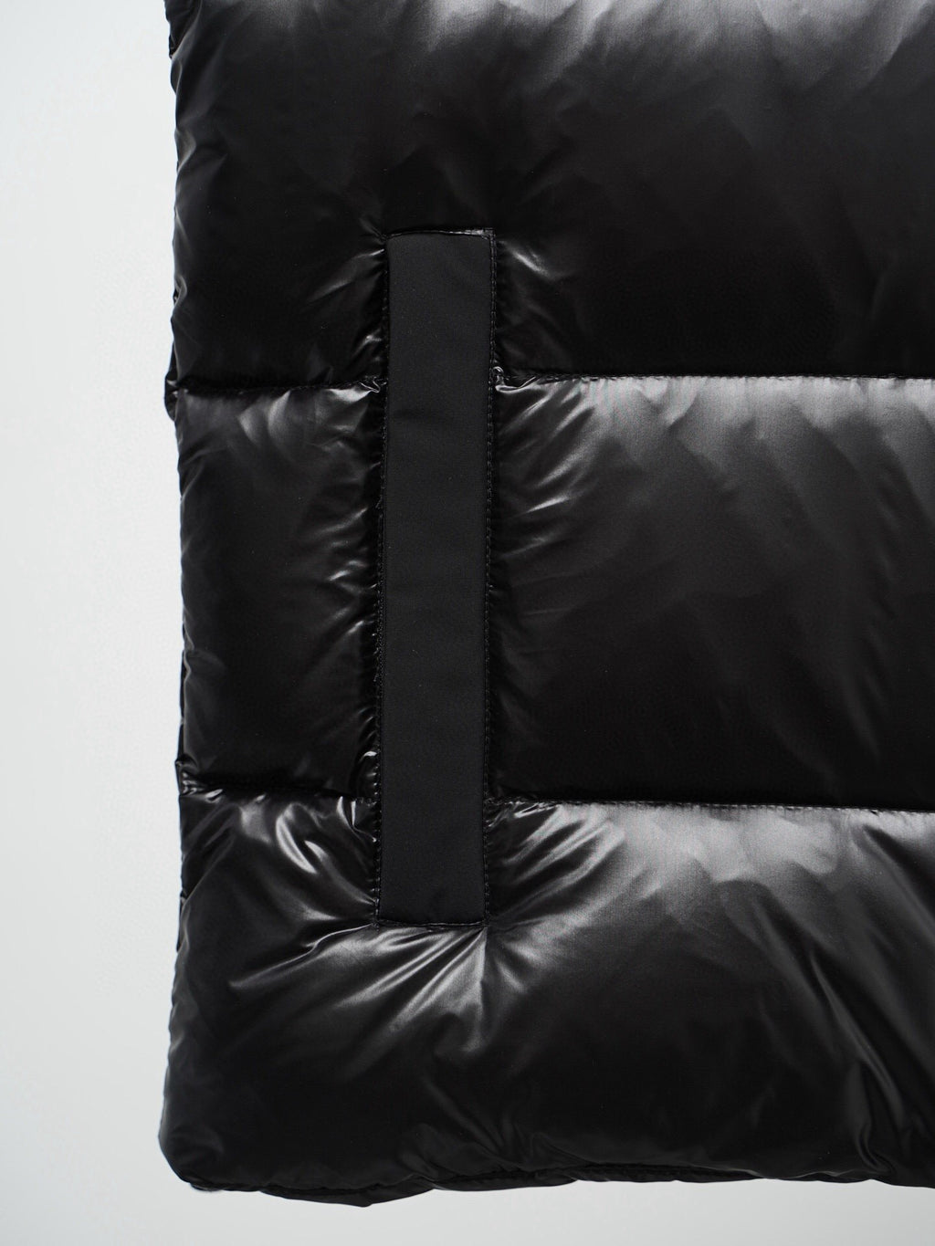 Moose Knuckles Black Mixed Finish Quilted Puffer Vest