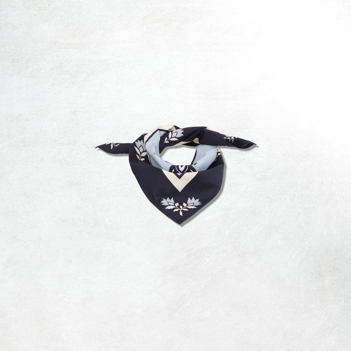 Les Deux Arabesque Neckerchief: Blue Fog