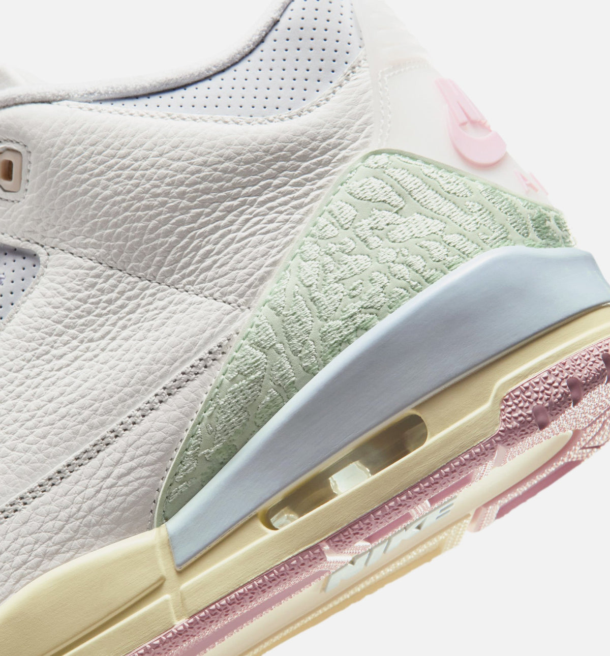 Air Jordan 3 Retro Sail and Jade Aura | Men's Lifestyle Shoe | Sail/Jade Aura/Aura/Iced Lilac