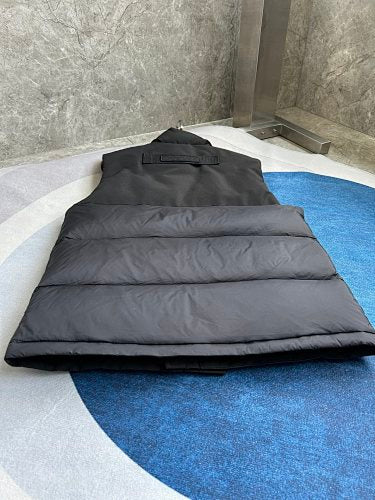 Canada Goose Black Tonal Logo Quilted Puffer Vest
