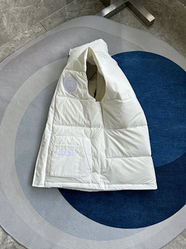 Canada Goose White Tonal Logo Quilted Puffer Vest