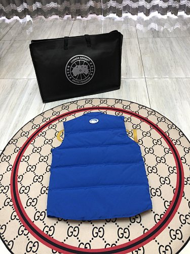 Canada Goose Royal Blue Logo Patch Quilted Puffer Vest
