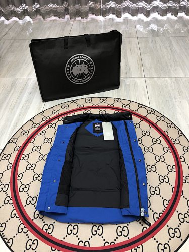 Canada Goose Royal Blue Logo Patch Quilted Puffer Vest