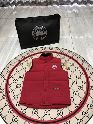 Canada Goose Red Logo Patch Quilted Puffer Vest