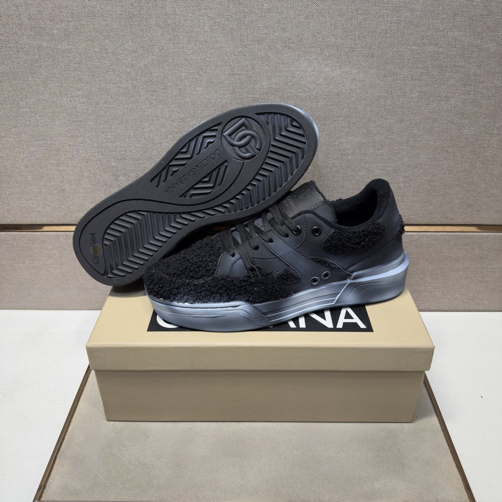 Dolce & Gabbana Black Textured Low-Top Sneakers