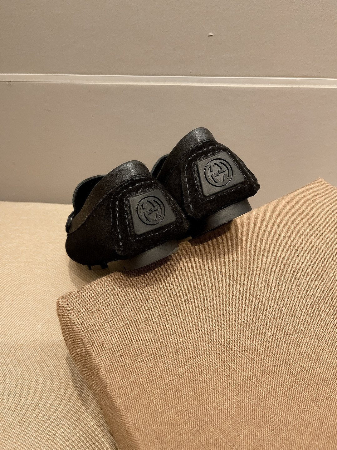 Gucci Black Horsebit Loafers - Low-Profile Sole