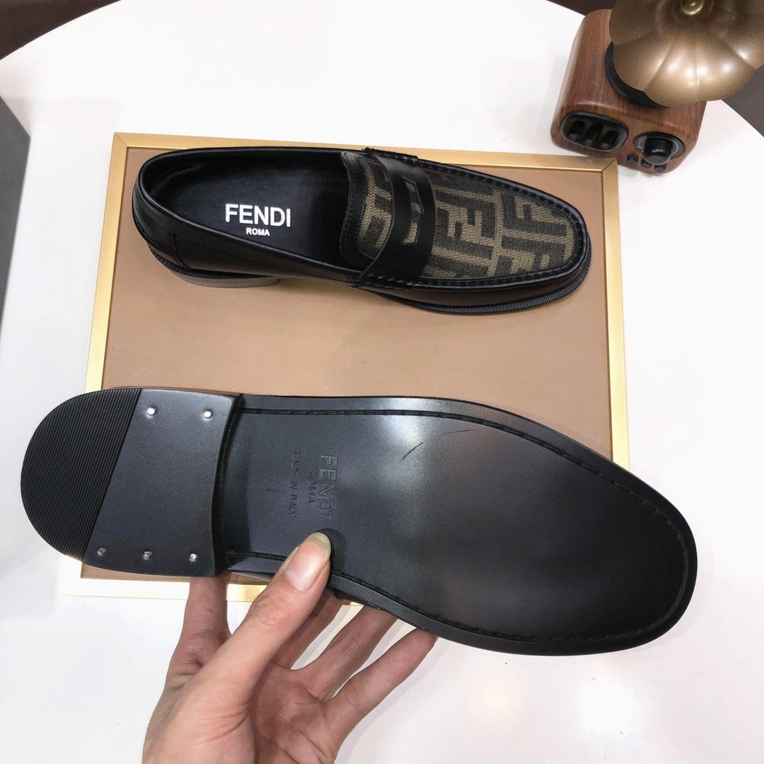 Fendi Men's Black & Brown Monogram Loafers